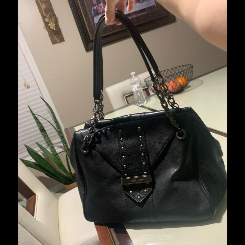 Black Leather Samantha Thavasa by Penelope and Monica Cruz